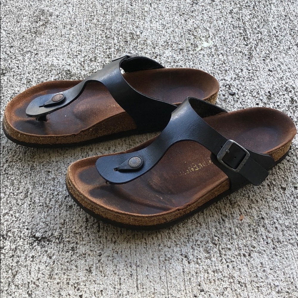 Cleaned and washed Birkenstock’s gizeh size 7